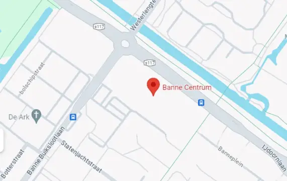 Kaart met de bushaltes rond Winkelcentrum Banne Centrum