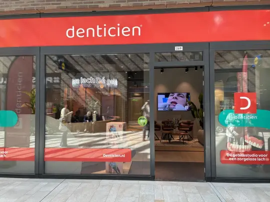 Denticien in Winkelcentrum Banne Centrum