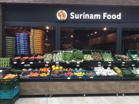 Surinam Food in Winkelcentrum Banne Centrum