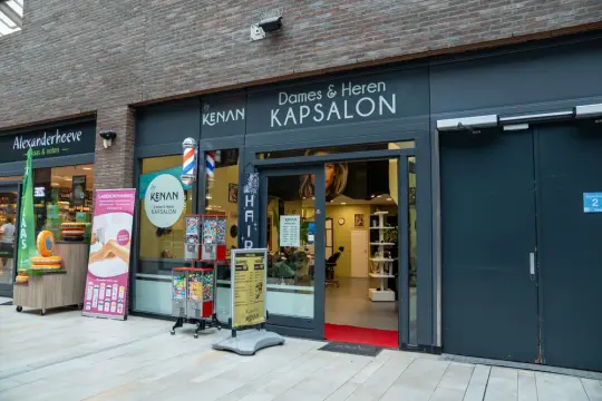 By Kenan kapsalon in Winkelcentrum Banne Centrum